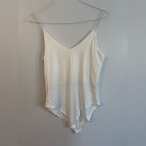 GAZE White Sleeveless V-neck Cami Spaghetti Bodysuit Size Large